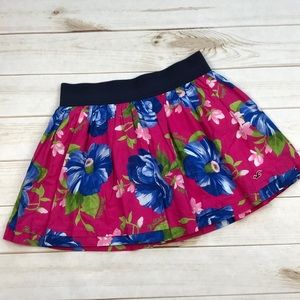 Hollister size medium pink floral cotton skirt